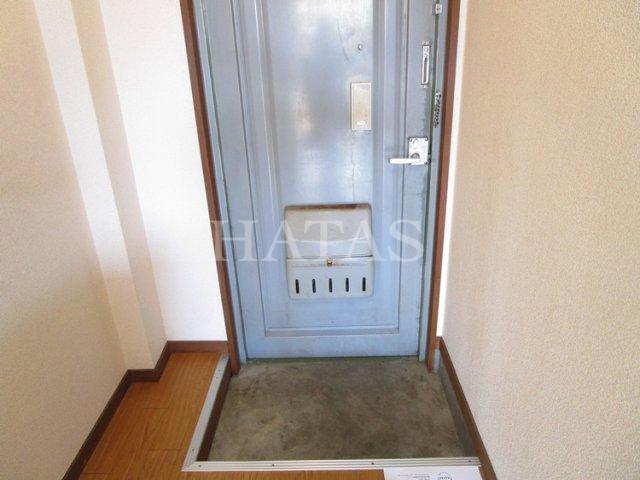 拡大写真:高棚1RM 3階306の玄関