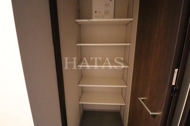 拡大写真:Lausanne 9階903の収納