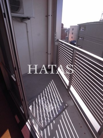 拡大写真:KTEXビル 5階301のバルコニー