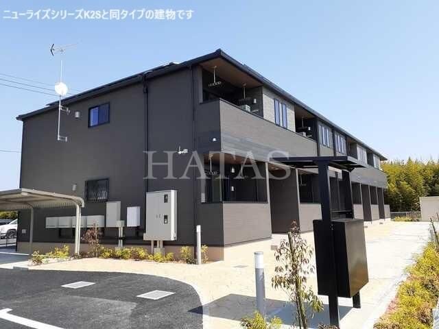 拡大写真：セネシオ 1階101の建物外観
