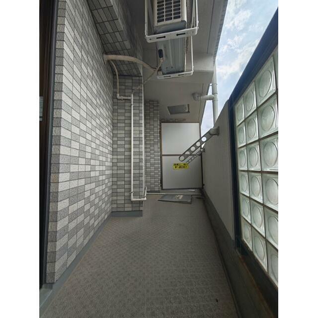拡大写真:西宮市上甲子園1丁目 2階209のバルコニー
