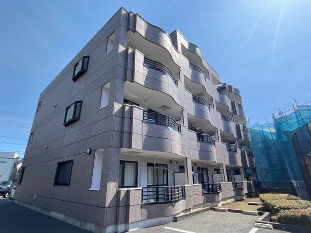 拡大写真:ソレジオ湘南 3階302の外観写真(昼)