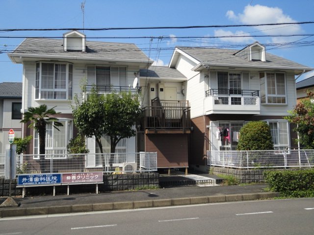写真:西坂ハイツB棟の外観