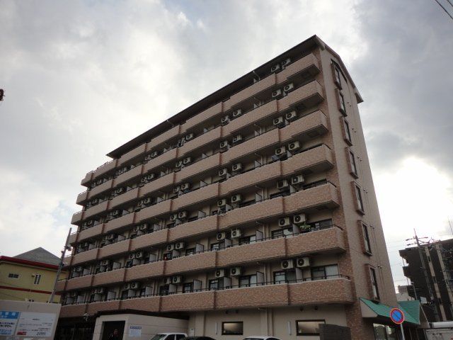 拡大写真:名古屋市昭和区塩付通1丁目 7階701の外観写真(昼)