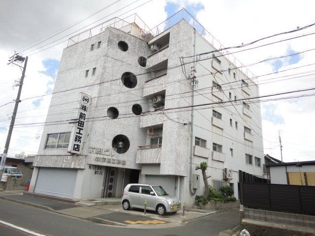 写真：名古屋市昭和区北山町１丁目の外観