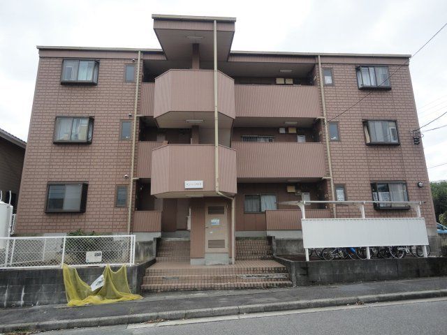 サンパーク中平の外観