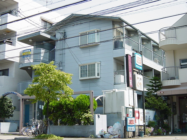 写真:名古屋市天白区元八事5丁目の外観