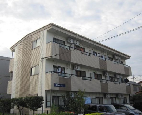 写真：マリンステージの外観