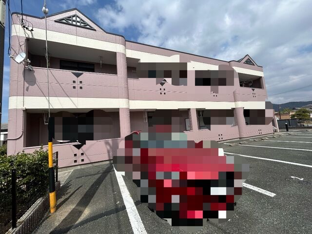 拡大写真:レッドウィング3番館 2階203の外観写真(昼)