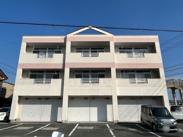 拡大写真:サンパレスSAKAI 3階302の外観写真(昼)