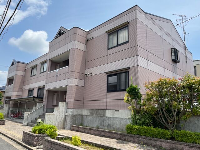 拡大写真:グッドヒルズ桜が丘 1階101の外観写真(昼)