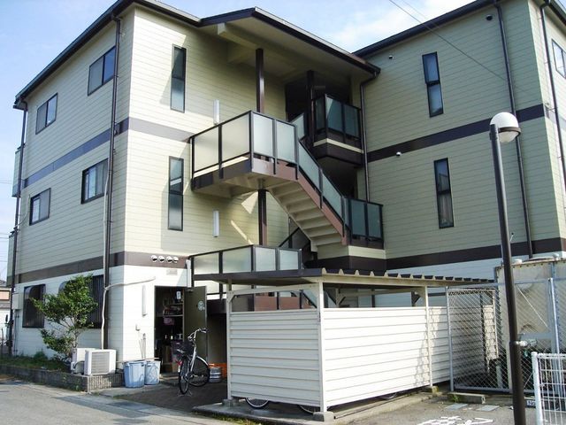 拡大写真:マンション雅 2階203の外観写真(昼)