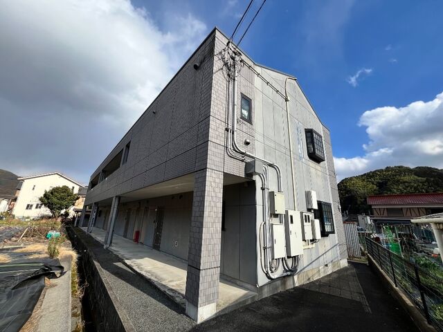 拡大写真:S.Tコーポ 1階101の外観写真(昼)