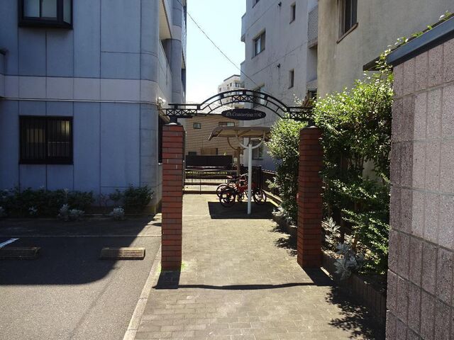 拡大写真:センチュリオン黒崎 3階302の外観写真(昼)