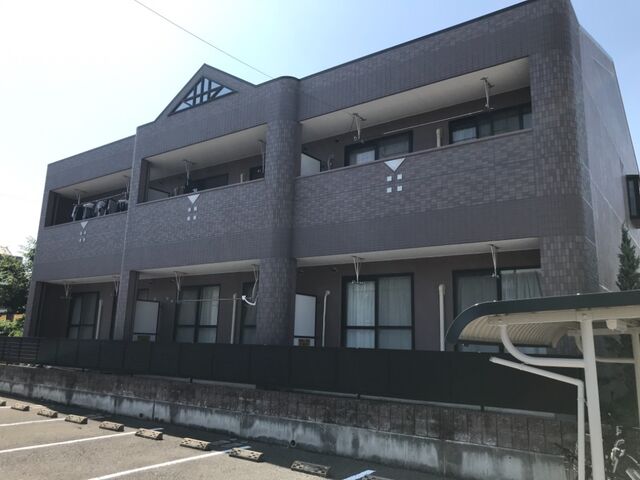 拡大写真:パークサイド(Park Side) 2階202の外観写真(昼)