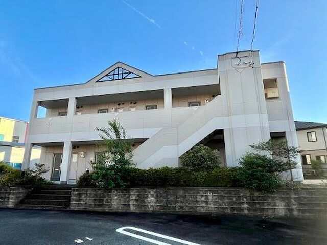 拡大写真:グランディール アイ 2階205の外観写真(昼)
