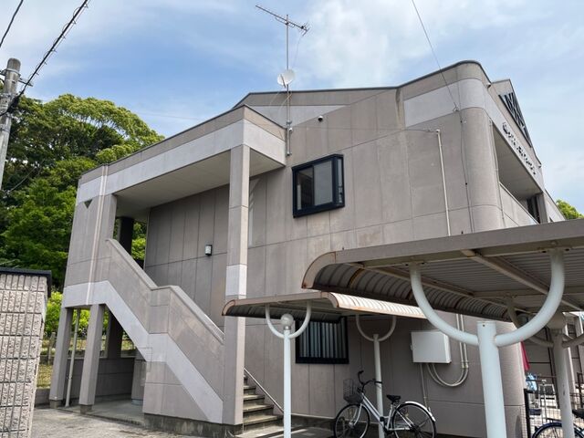 拡大写真:メゾンドコンフォース Ⅱ 1階101の外観写真(昼)