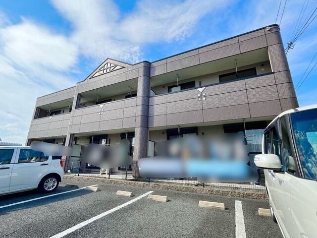 写真：サンパレスダンディ　Ｂ棟の外観