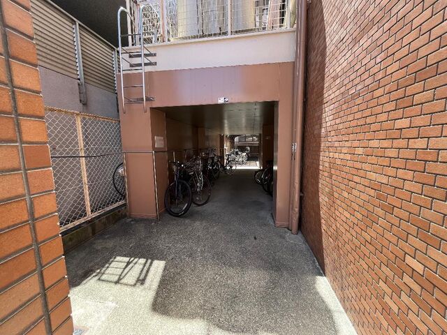 拡大写真:エラン平針 4階401の外観写真(昼)