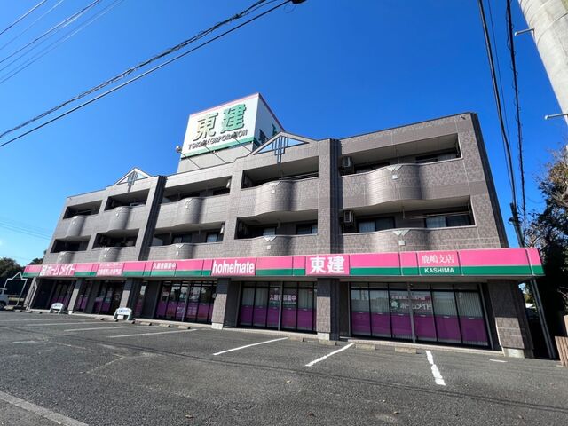 拡大写真：スカイヴァレィ 2階205の外観写真（昼）