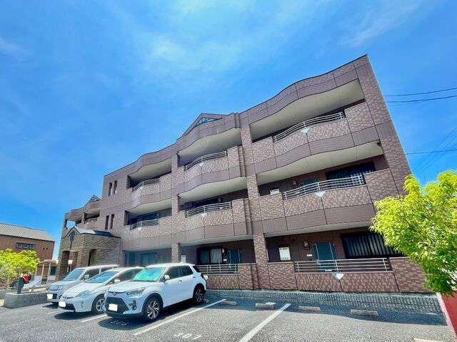 拡大写真:プリムローズ 1階103の外観写真(昼)