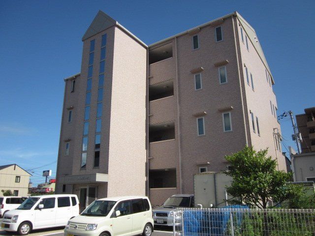 拡大写真:ブルージュ・TAKASONE 3階305の外観写真(昼)