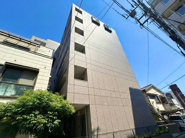 拡大写真:コンフォール・戸手 3階303の外観写真(昼)