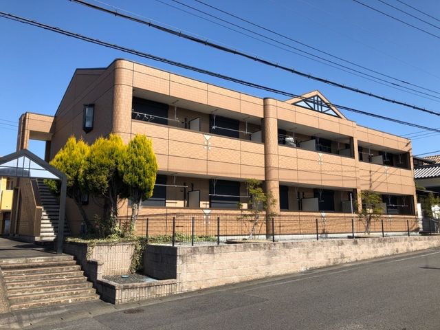 ヴィヴァーチェの外観