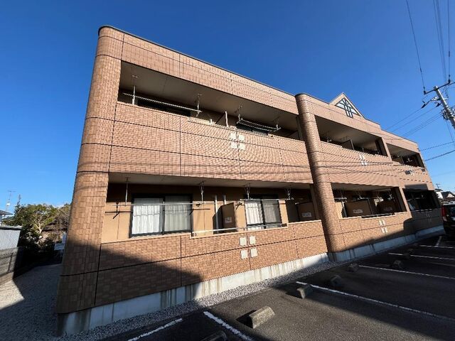拡大写真:カームヒル 2階207の外観写真(昼)