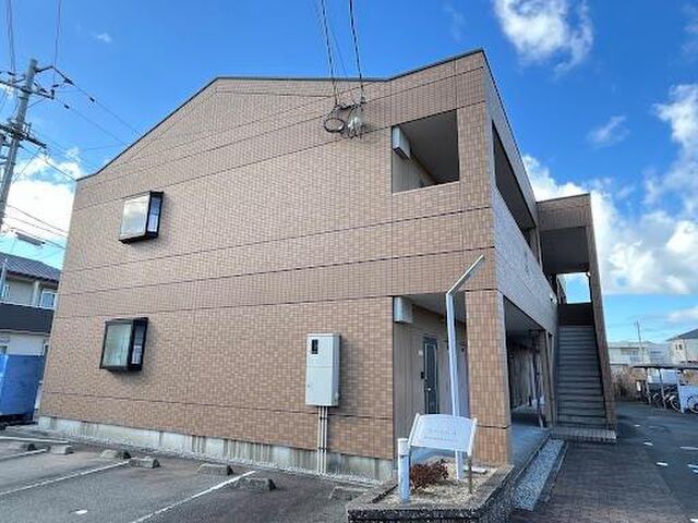 拡大写真:カームヒル 2階207の外観写真(昼)
