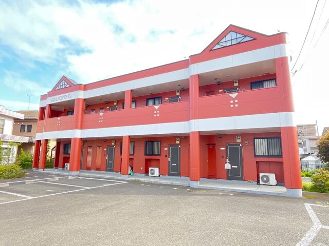 グランチェスタ・新田の外観