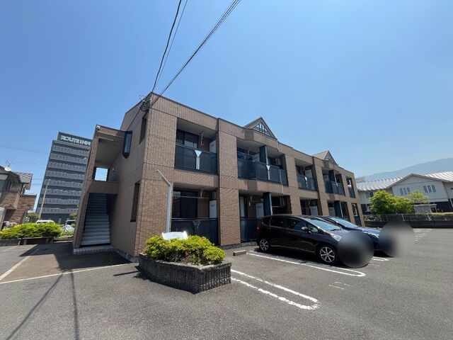拡大写真:エスポアール 2階202の外観写真(昼)