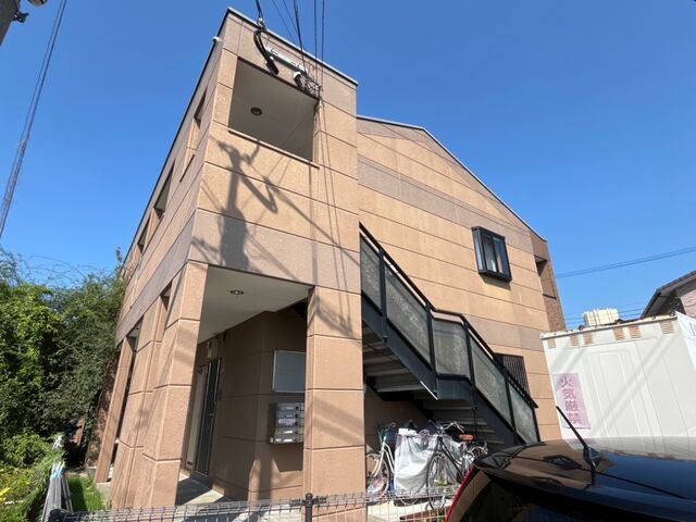 拡大写真:アムールハイツおおば 1階103の外観写真(昼)