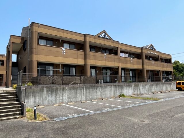 拡大写真:メゾンひばりヶ丘弐番館 2階00205の外観写真(昼)
