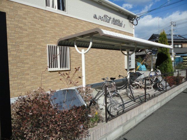 拡大写真:ポアールヴェルジュⅠ 1階103の外観写真(昼)