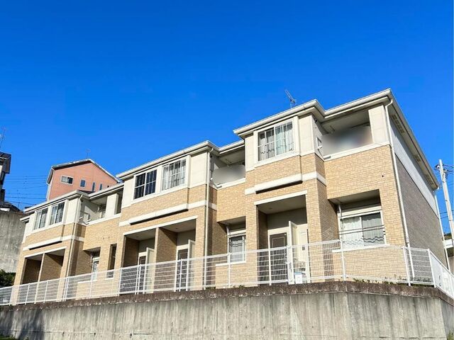 拡大写真:ひだまりの丘 2階202の外観写真(昼)