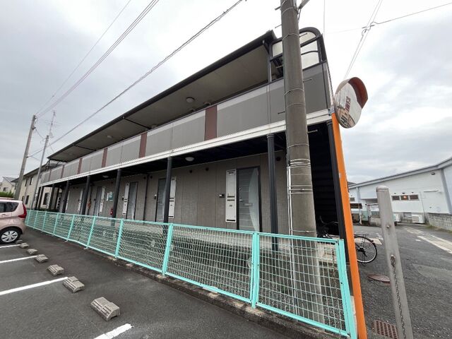拡大写真:ウエストパレス B棟 2階201の外観写真(昼)