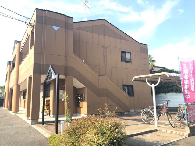 拡大写真:River Village N・R 1階105の外観写真(昼)