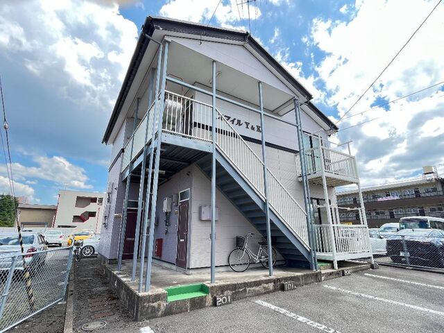拡大写真:スマイルY&K 2階202の外観写真(昼)