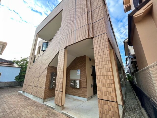 拡大写真:ポートM 1階107の外観写真(昼)