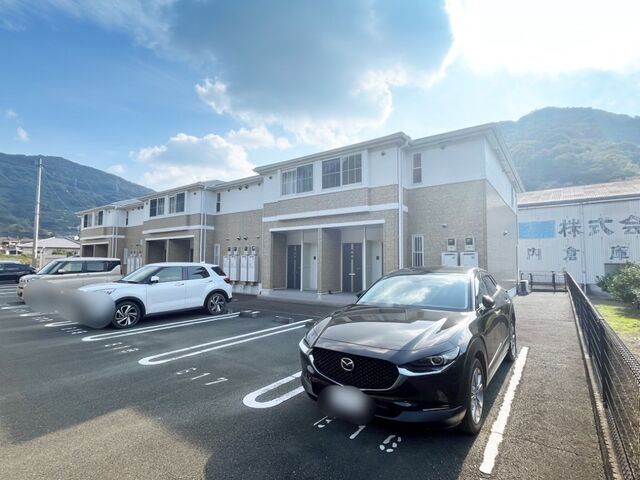 拡大写真:フェアリーコート Aya 1階101の外観写真(昼)