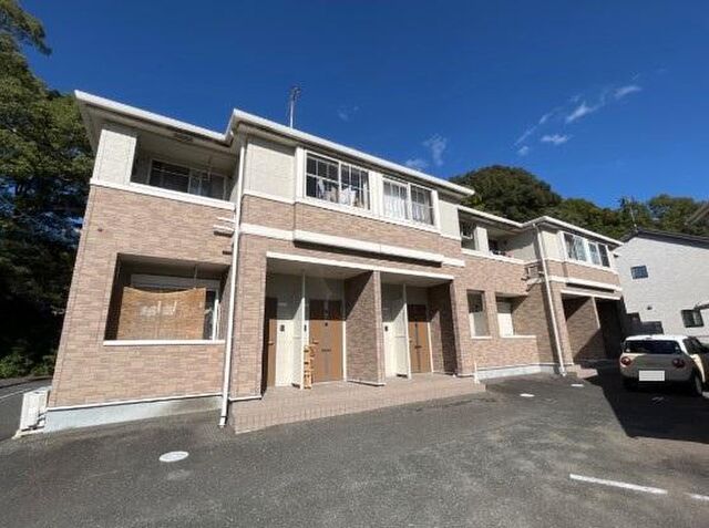 拡大写真:クレストール川島 1階103の外観写真(昼)