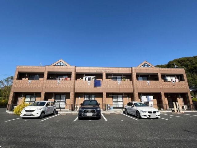 拡大写真:クレストールアン 1階103の外観写真(昼)