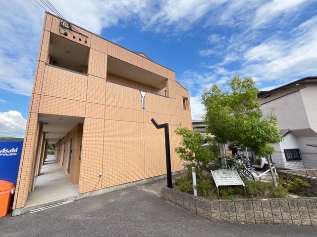拡大写真:シャングリラⅠ 1階105の外観写真(昼)