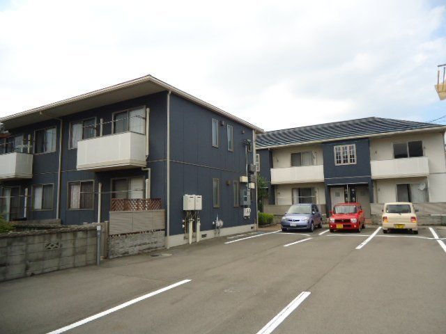 ホームメイト シャーメゾンｂｅｒｒｙ 物件情報 愛媛県新居浜市