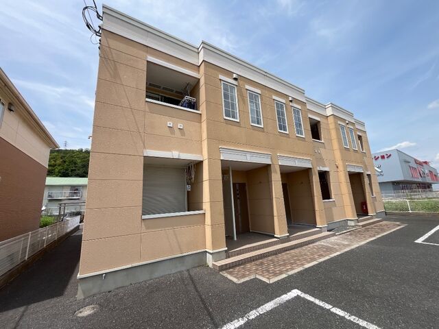 拡大写真：ラビエール 1階00102の外観写真（昼）