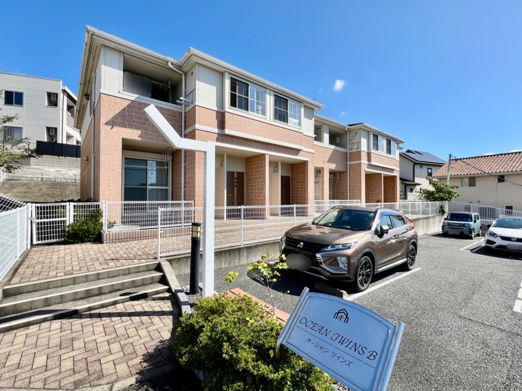 写真:OCEAN TWINS B棟の外観