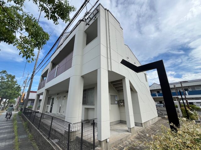 拡大写真:エクセレントMINI B 1階102の外観写真(昼)