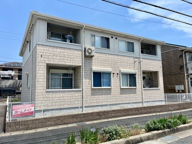拡大写真:クラルテ アサヒ 2階202の外観写真(昼)