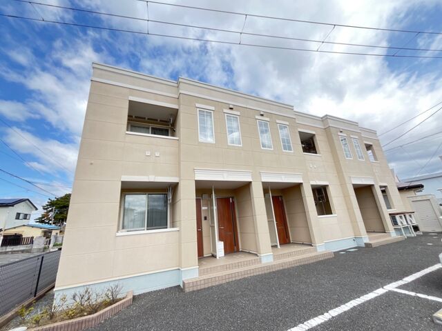 拡大写真:アイリスガーデン 2階201の外観写真(昼)